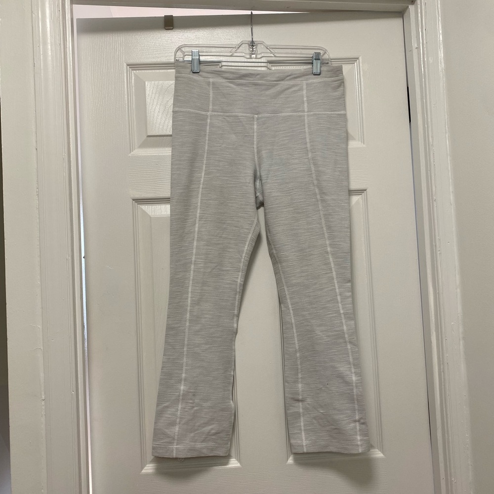 Lululemon leggings size 8 10/10